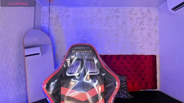 camii raux online show from April 5, 8:51 pm