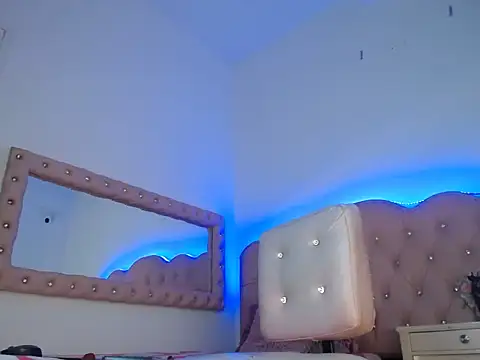 Sussan cooper online show from April 8, 7:48 pm