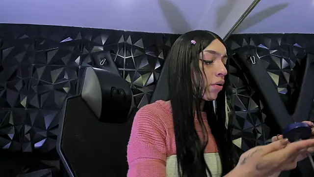 DeboraCopper online show from May 20, 12:28 am