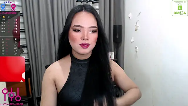 Fantacyloverr online show from June 26, 9:46 am
