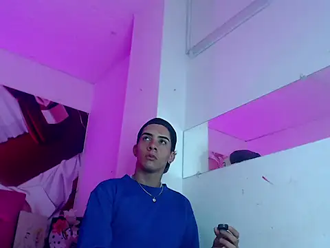 BlakeNoir  online show from January 10, 1:06 pm