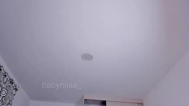 BabyMiaa  online show from February 20, 6:19 am