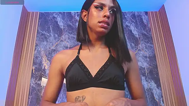 ISABELLA-SCOTT online show from April 10, 8:03 pm