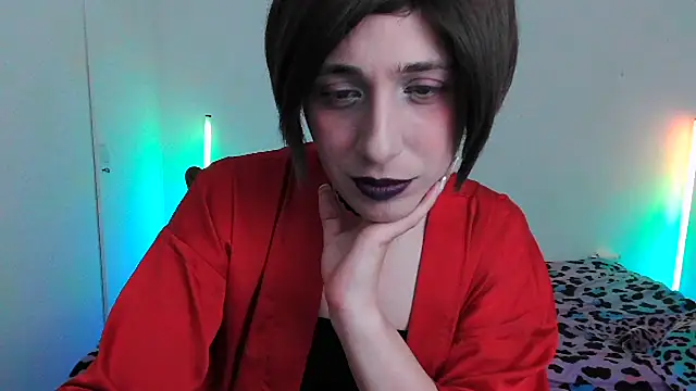 HoneyValentine online show from February 11, 12:18 am