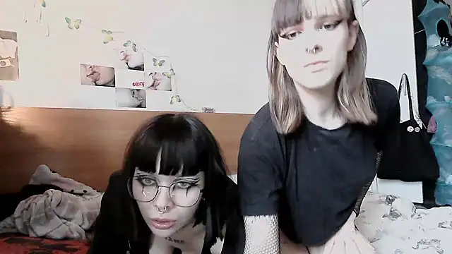 kicianiunia online show from April 12, 4:21 pm