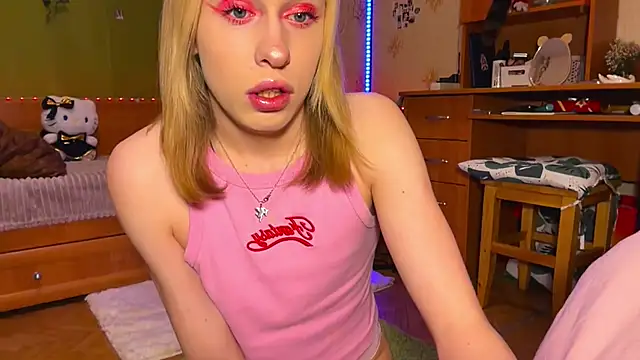 miss barbie111 online show from March 18, 4:17 pm