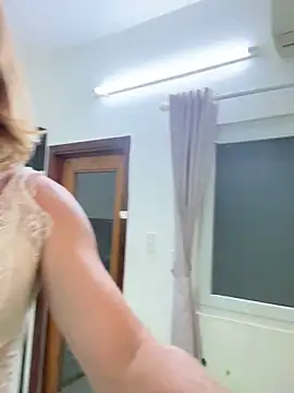 nikkiasspussy online show from May 16, 6:29 pm