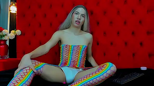 zoe rei online show from March 19, 2:50 pm