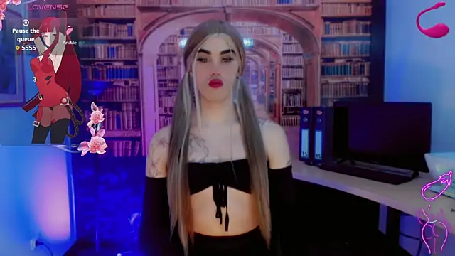 Alexa and Aranza  online show from May 13, 8:07 pm