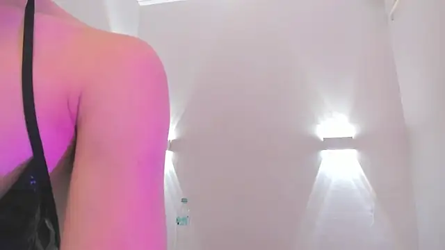 AllanaRosee online show from July 11, 10:35 pm