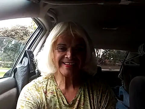 dustbunny64 online show from July 22, 4:44 pm