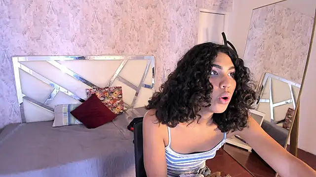 soffiene online show from March 2, 3:56 am