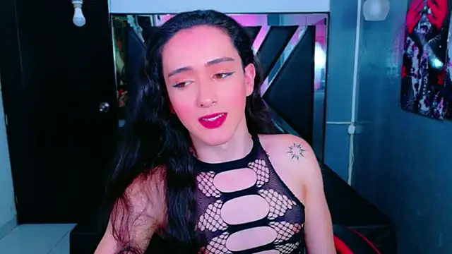 Ivony Giselle online show from April 4, 2:04 pm