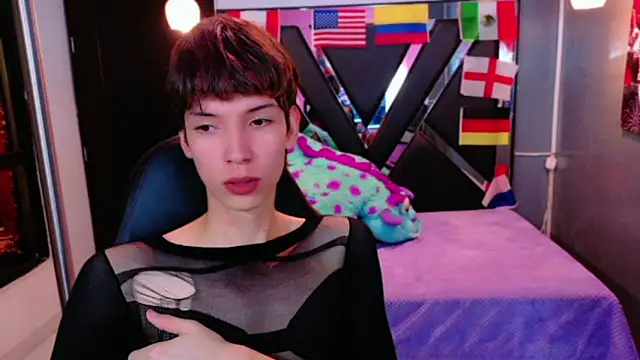 Stefany PiInk online show from June 17, 1:12 pm