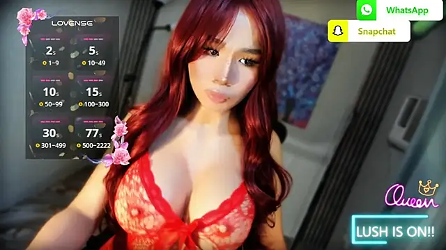 xBigSurpriseLorainex online show from May 4, 4:34 pm