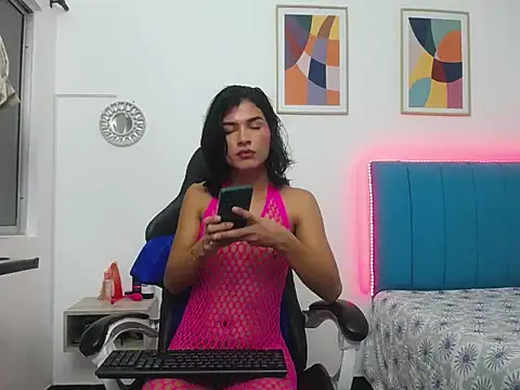 Madisson jones online show from April 10, 12:22 pm