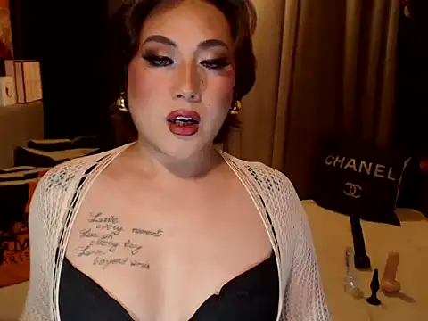 YourMistressAggy online show from May 3, 9:19 pm