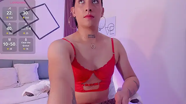 Skarlet Ruiz  online show from May 4, 7:30 pm
