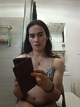 HornyKerujieTrans online show from May 24, 2:52 am