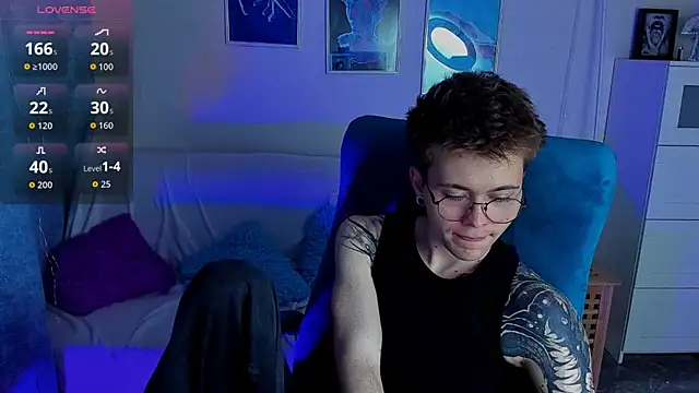 Thomas Norton online show from July 8, 8:23 pm