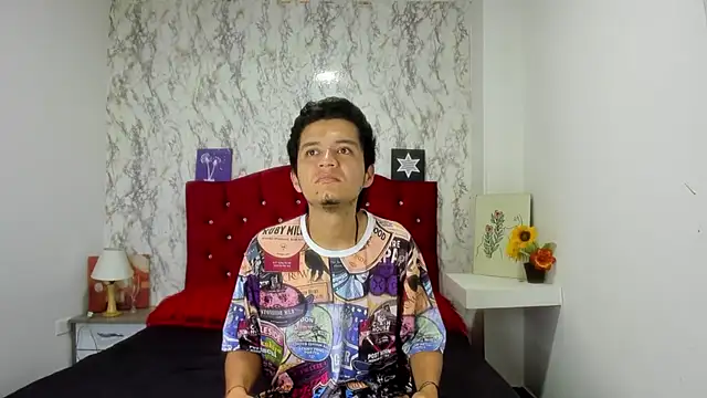 Alejandra and James  online show from May 4, 11:37 am