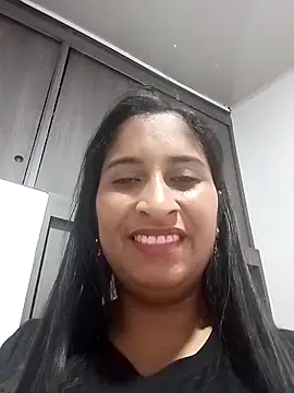 SofiaMendez1  online show from May 14, 3:10 pm