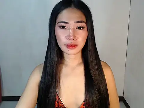 urasiankylie online show from April 21, 4:57 pm