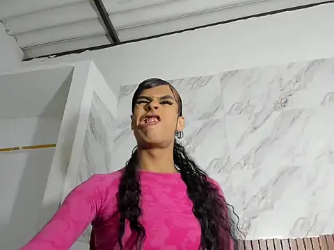 stefani robles online show from May 22, 12:18 am