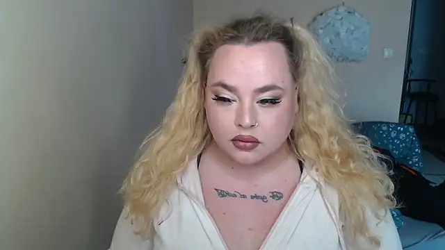 sweetvlada online show from April 28, 2:32 pm