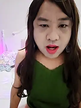ladyboyzhang online show from May 8, 2:24 pm