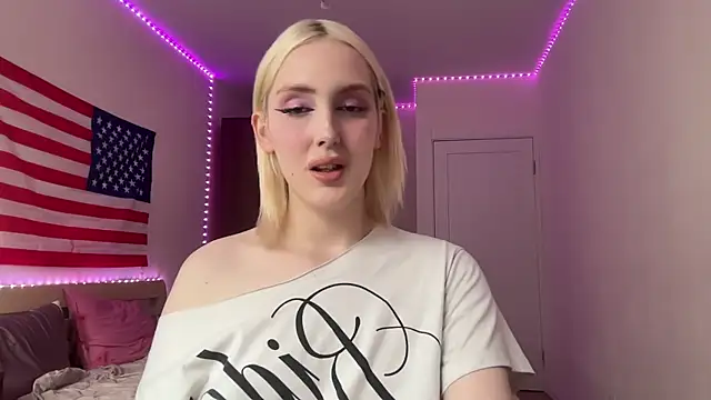 llinabarbie online show from August 3, 3:07 pm