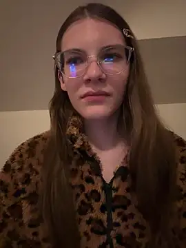 femboykittyxo online show from May 6, 11:33 pm