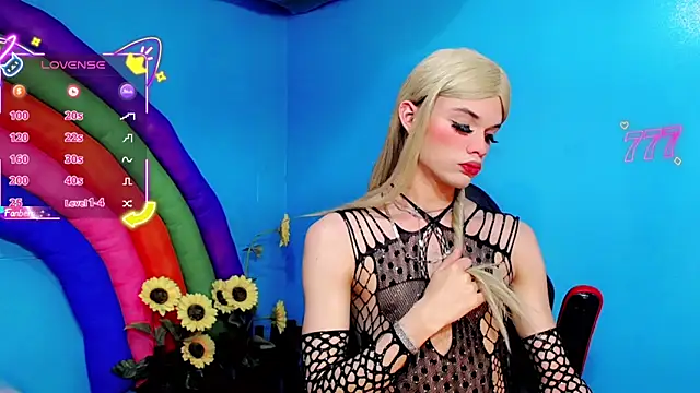 Isabella Kirk  online show from June 18, 11:37 am