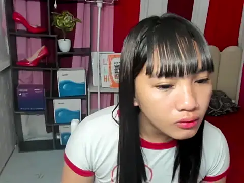 Urasianalodia online show from June 16, 2:47 am