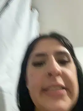 mileninhasexy online show from May 20, 3:01 am