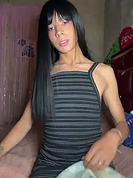 lady Tayron online show from July 25, 4:32 am