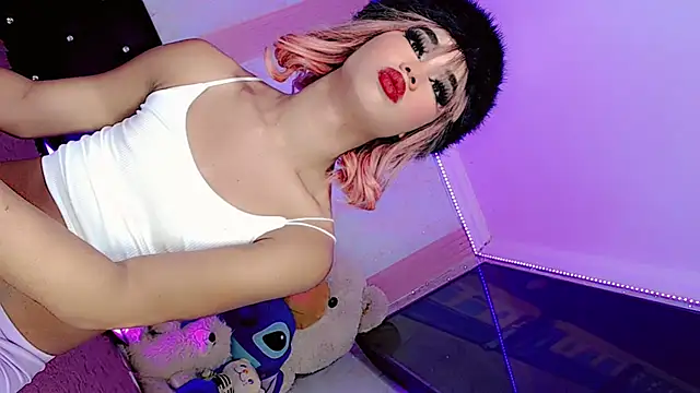 HeidiVanessa online show from July 20, 1:02 pm