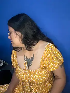 Mailly-Gabby  online show from August 8, 8:04 pm