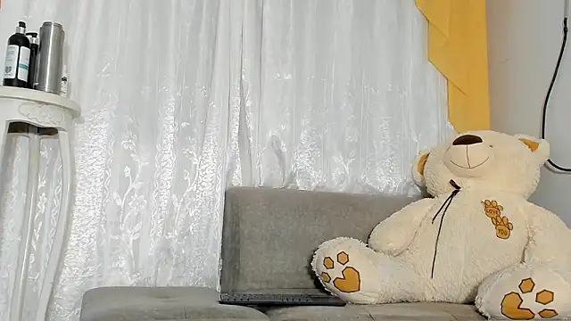 SandraGoldstein online show from December 5, 2:04 am