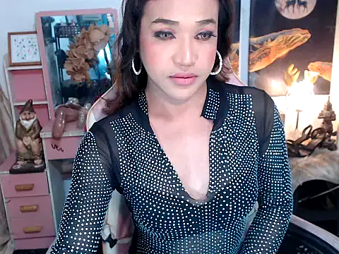 AsianMariaTs online show from November 6, 3:01 pm