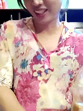 QueenSoreal online show from November 10, 6:31 pm