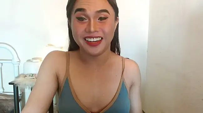 Snapshot of JustineBIGCUM chatting on December 11, 6:19 am JustineBIGCUM online show from December 11, 6:19 am