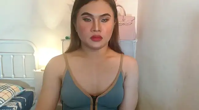 Snapshot of JustineBIGCUM chatting on February 17, 10:40 am JustineBIGCUM online show from February 17, 10:40 am
