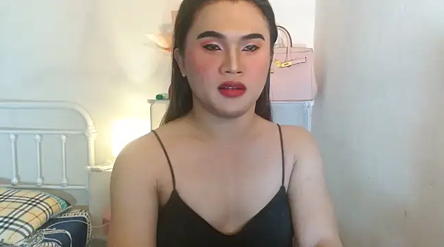 Snapshot of JustineBIGCUM chatting on March 2, 7:21 am JustineBIGCUM online show from March 2, 7:21 am