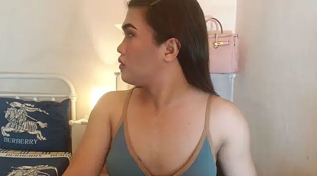 Snapshot of JustineBIGCUM chatting on March 16, 8:41 am JustineBIGCUM online show from March 16, 8:41 am