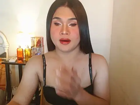 Snapshot of JustineBIGCUM chatting on October 11, 2:25 am JustineBIGCUM online show from October 11, 2:25 am