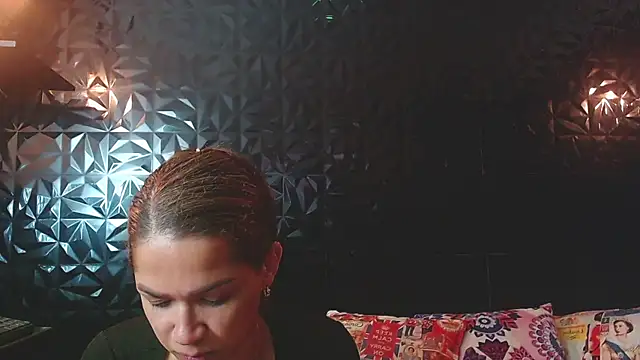 PINK  LOLA1 online show from November 22, 12:45 am