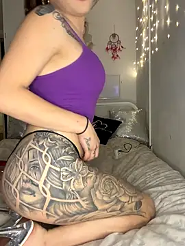 Tatted-Tgirlxx online show from November 23, 7:49 pm