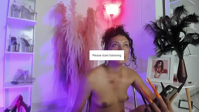 LaColorina  online show from October 27, 6:10 am