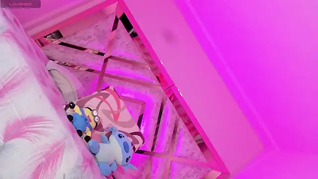 anapuala sexxx online show from December 20, 1:44 am